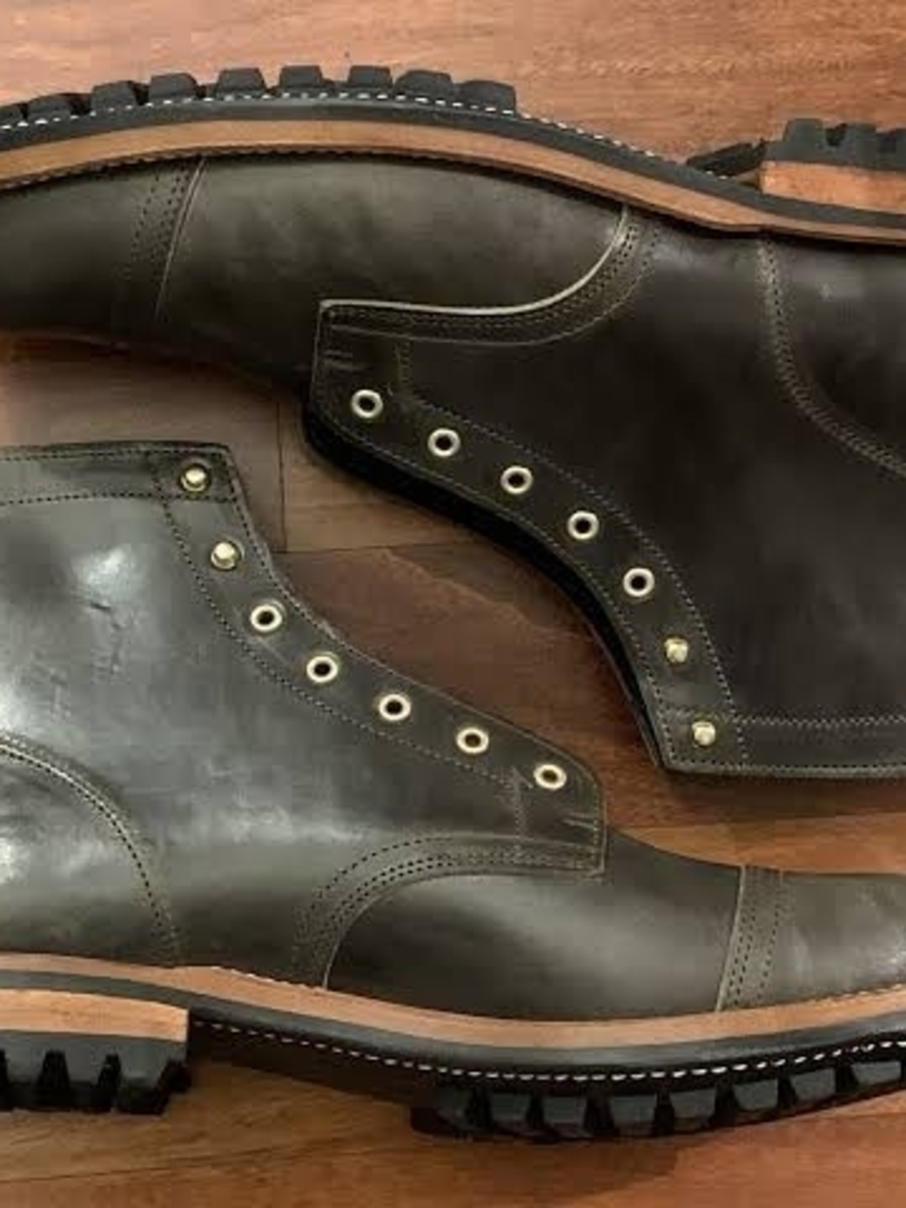Truman Service Boots – Size 9.5 (Fits Half Size Large)